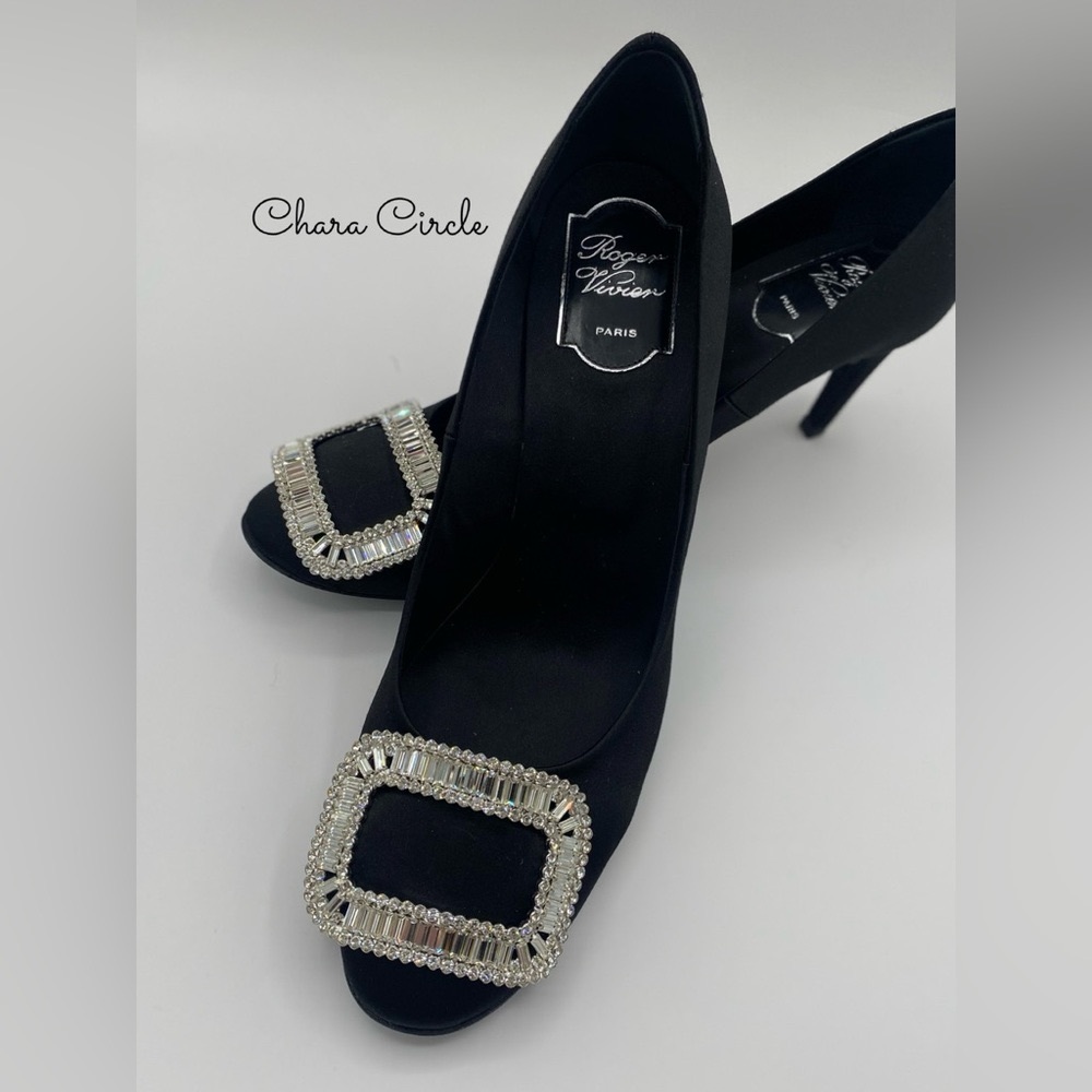 RV Crystal Buckle Pumps in Satin